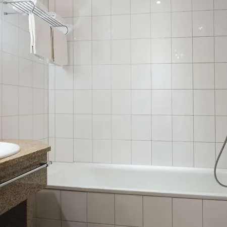 Hotel Ramada By Wyndham Duesseldorf