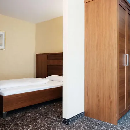 Hotel Ramada By Wyndham Duesseldorf