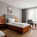 Ramada By Wyndham Duesseldorf 4*