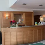 Ramada By Wyndham Duesseldorf 4*