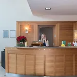Ramada By Wyndham Duesseldorf 라팅겐