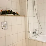 호텔 Ramada By Wyndham Duesseldorf