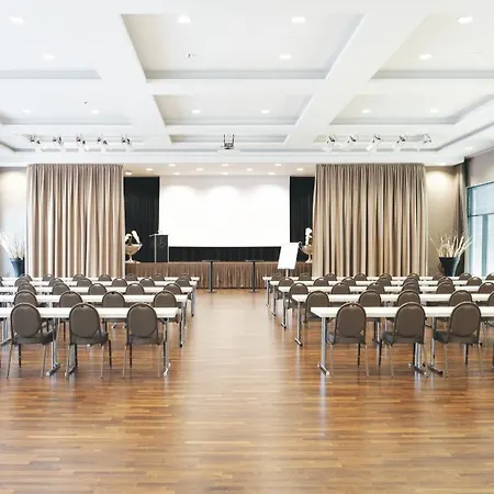 Ramada By Wyndham Duesseldorf 4* راتينغن
