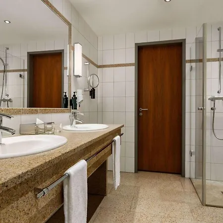 Ramada By Wyndham Duesseldorf 4* ראטינגן