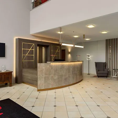 מלון Ramada By Wyndham Duesseldorf