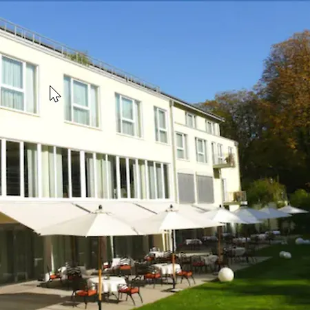 Ramada By Wyndham Duesseldorf מלון ראטינגן