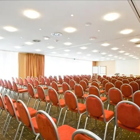 Ramada By Wyndham Duesseldorf 4* ראטינגן