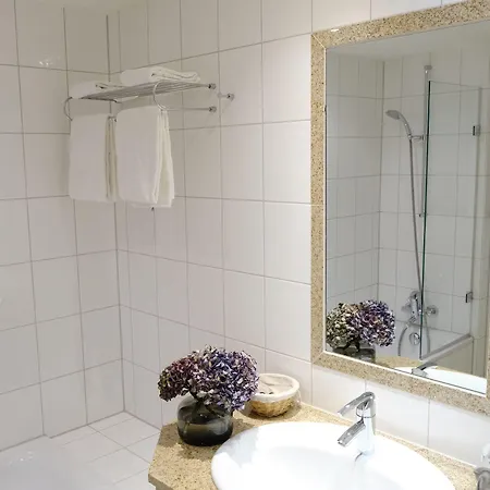 Ramada By Wyndham Duesseldorf ראטינגן