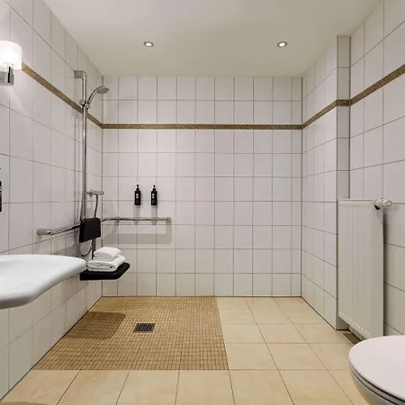 Hotel Ramada By Wyndham Duesseldorf