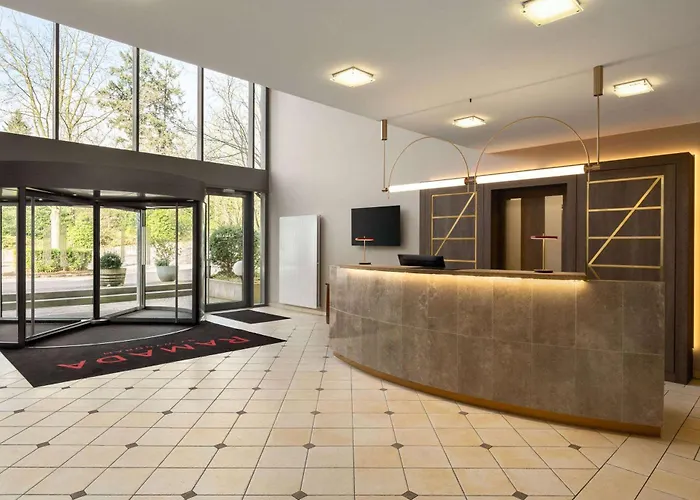 Ramada By Wyndham Duesseldorf 4*