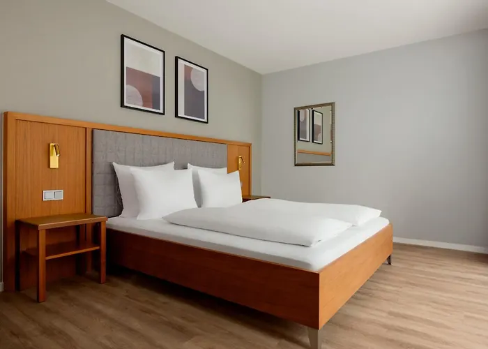 Ramada By Wyndham Duesseldorf מלון ראטינגן