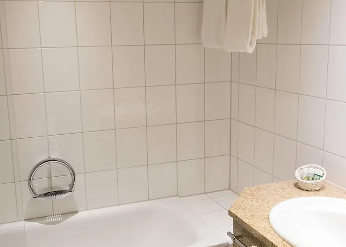 מלון Ramada By Wyndham Duesseldorf