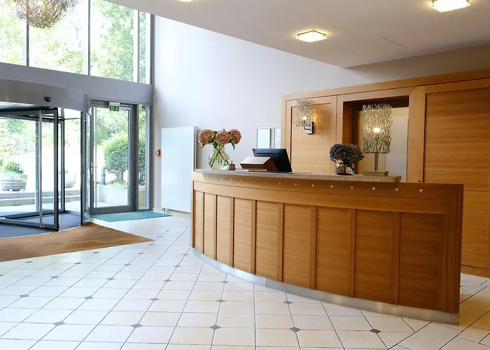 Hotel Ramada By Wyndham Duesseldorf 4*