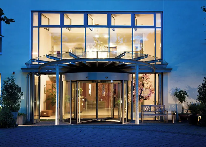 Ramada By Wyndham Duesseldorf 4*